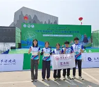 天启小队在今日刀塔比赛中表现亮眼，连下两城，评论席掌声连连