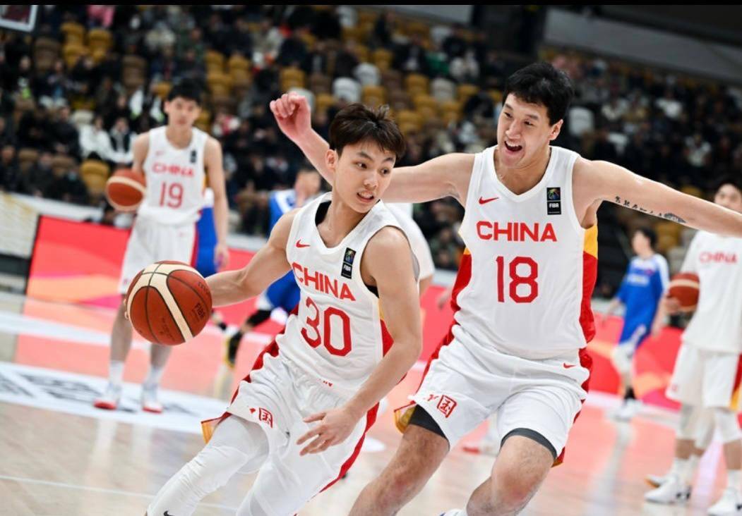 东北老牌球队迎来强援！2国脚+1外援加盟，百场旧将回归，全力保级的简单介绍