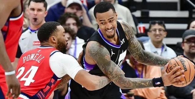 NBA-3方交易!科林斯加盟快船鲍威尔赴热火